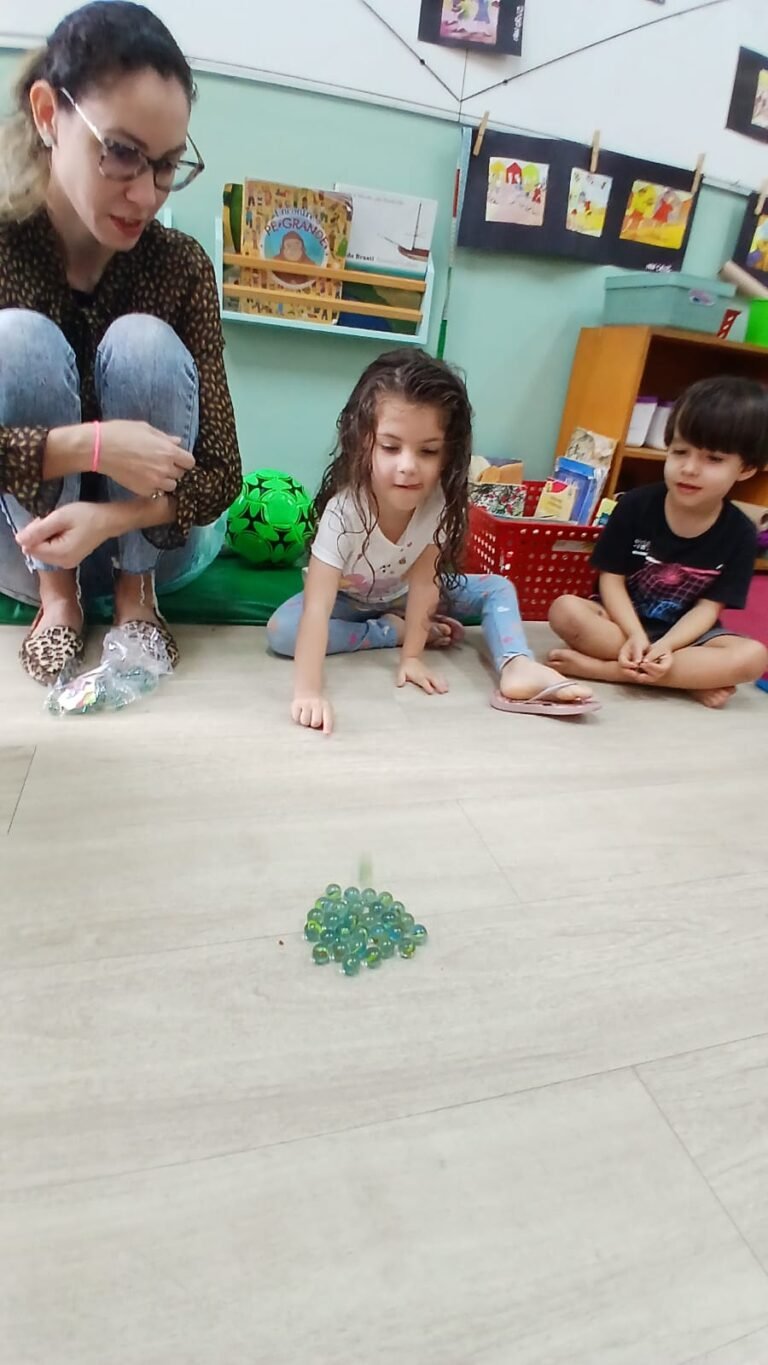 GRUPO 3A EM “BRINCADEIRAS”