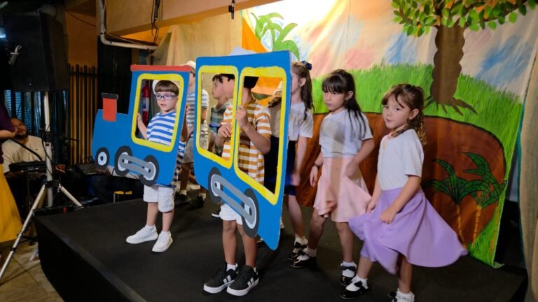 “NA CASA DA TIA CIATA” – FORMATURA DO GRUPO 5