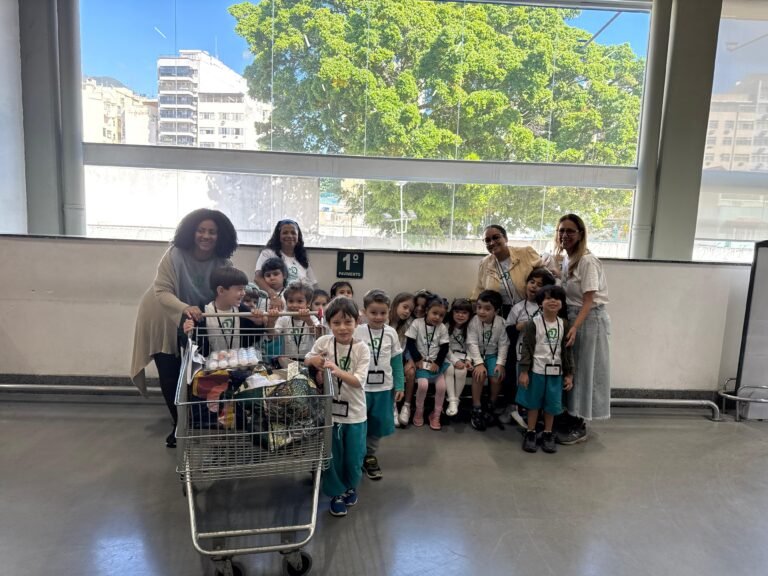 PASSEIO AO ASSAÍ – GRUPO 4